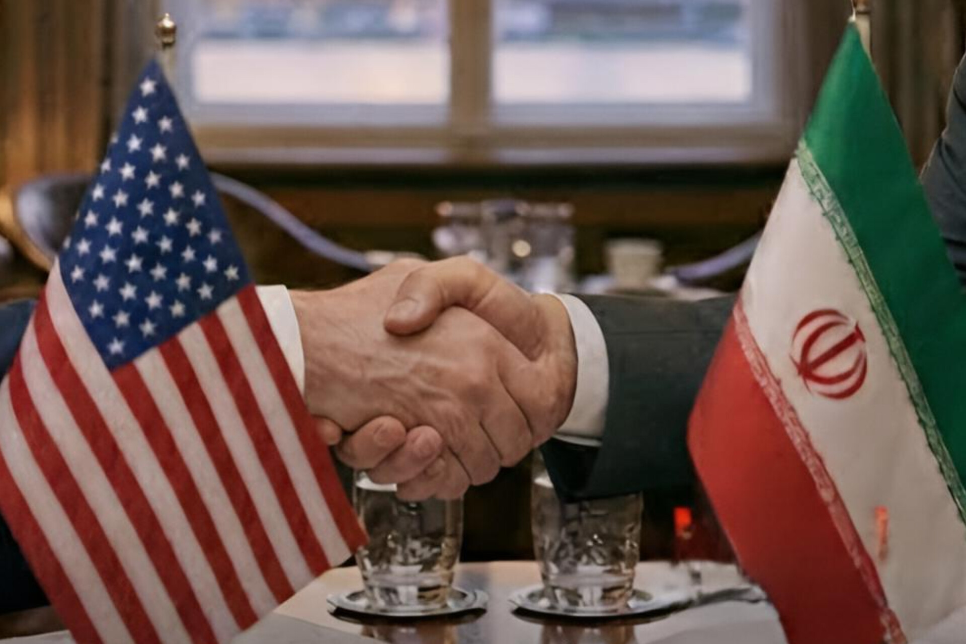 InShot_20260406_085421988 مفاوضات مكثّفة بين واشنطن وطهران: وقف إطلاق نار لـ45 يومًا في محاولة أخيرة قبل الانزلاق إلى الأسوأ